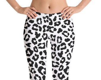 Leopard Print Capri Leggings: Women's Activewear Yoga Pants