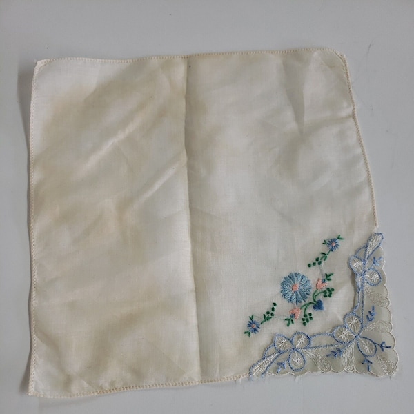 Beautiful Vintage Irish Linen Hankie Cream Beige Color Embroidery & Lace READ