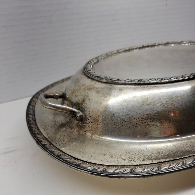 WM Rogers Oval Silverplate Serving Dish Tray & Lid 12 X 9 Vintage
