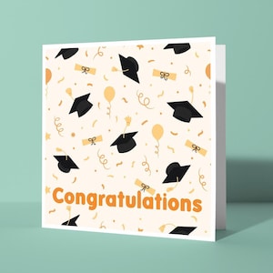 Carte de voeux de félicitations pour l'obtention du diplôme | Jolie carte amusante pour lui, son amie, ses camarades de classe, félicitations pour les diplômés, casquette et robe, carte générique