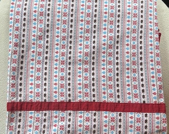 Full/Queen Size Blanket Quilt Coverlet Hedgehog Holiday Snow Flakes Trees