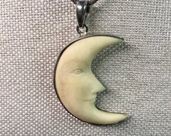 Extraordinary half moon vintage pendant with chain 935 silver setting