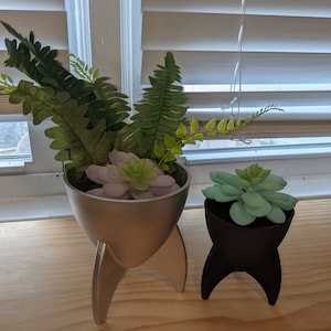 Fallout Rocket Planter - Elegancia geométrica para los amigos de la ciencia /suculenta/ planta de interior/ planta de serpiente/ decorativa/ lluvia radiactiva