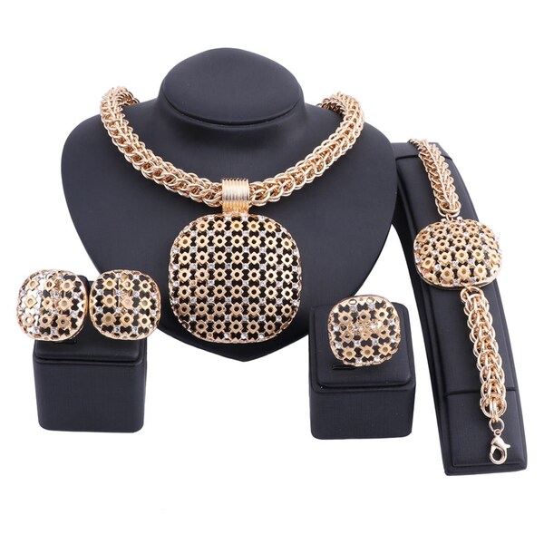 Dubai Gold Plated Jewelry Set Women Big Pendant Necklace Fashion Nigerian Wedding African Crystal Costume Bridal Jewelry Set