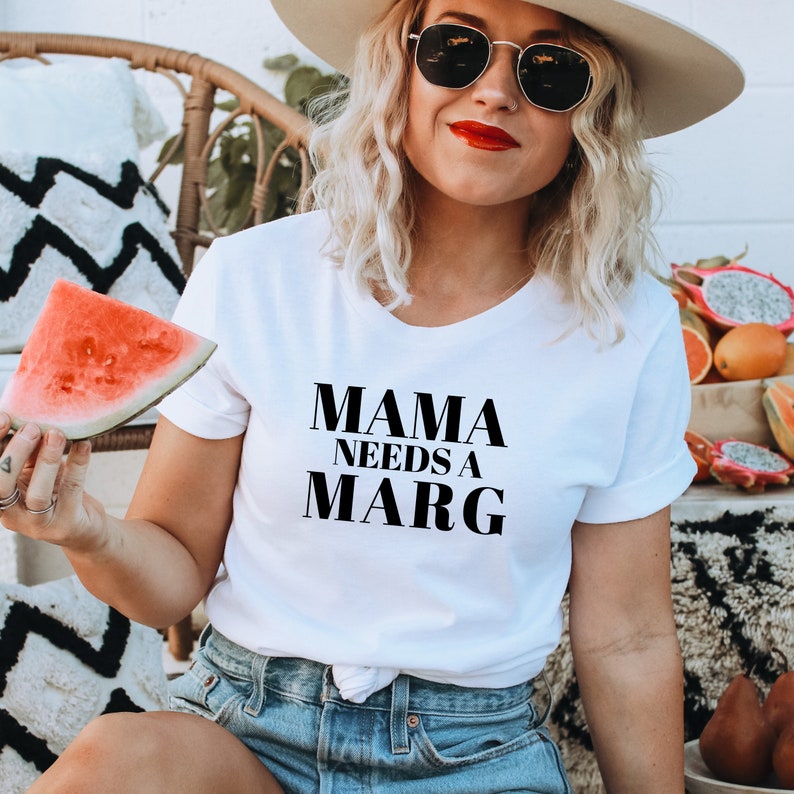 Mamma behöver en margarita-tröja, margarita-tröja, margarita-t-shirt, margaritapresenter, tequila-tröja, födelsedagspresent, mors dag-present, mamma-tröjor, bild 1