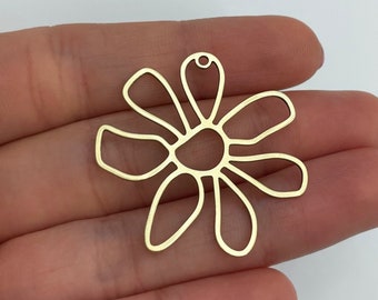6x Raw Brass Flower Charms, Flower Shaped Raw Brass Pendant, Brass Earring Findings, Daisy Charm, Laser Cut Brass Jewelry Supplies