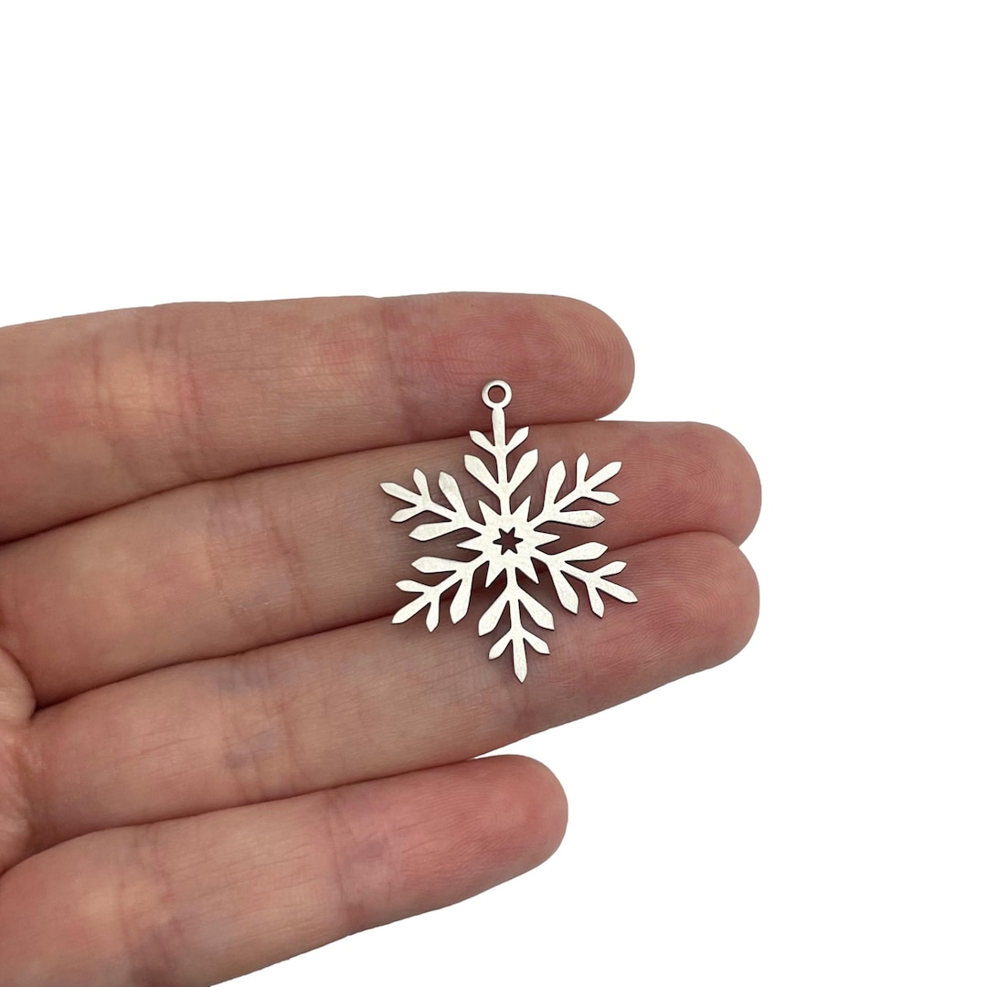RUIZHEN Snowflake Winter Flower Jewelry Set - Stainless Steel Necklace & Stud Earrings (Gold) - View #4