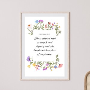Spreuken 31:25 Bijbelvers Wall Art Afdrukbare Schrift Moederdag Cadeau Christelijke Wall Art Floral Bijbelvers Download Moederdag Citaat