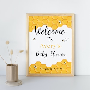 Bee baby shower Welcome sign Bee gender reveal Mommy to bee welcome sign Digital download Editable welcome sign Bee themed welcome sign Baby