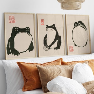 Matsumoto Hoji Set of 3 Frogs Print, Japanese Art Poster, Vintage Animal Art, Popular Artwork, Funny Frog Gift For Her, Set of 3 Toad Print