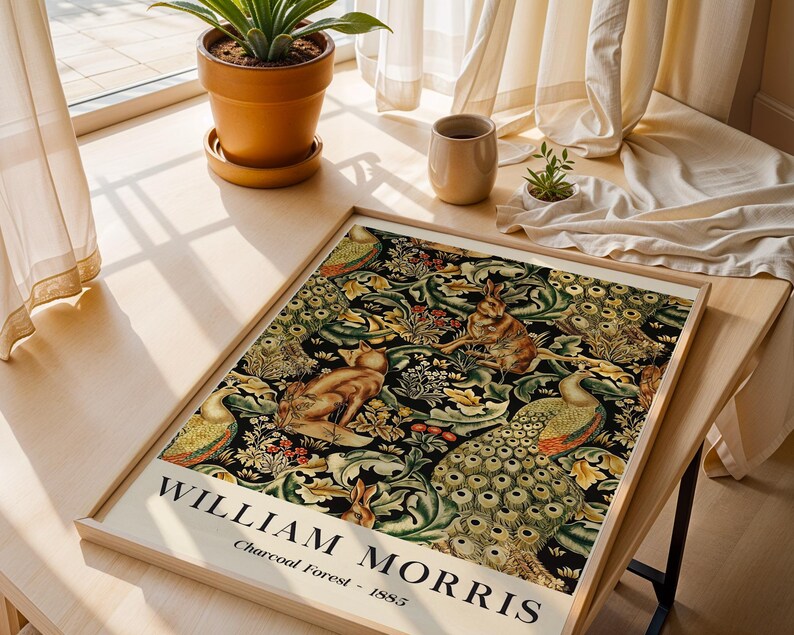 Impression d'art de forêt de charbon de bois de William Morris, décoration murale animal botanique vintage image 4