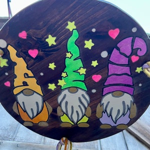3 Gnomes Hanger Plate