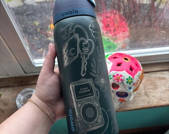Personalized Owala Water Bottle | Hand Drawn Twilight Engraving, Laser Etched Name