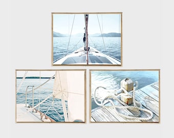 Conjunto de 3 fotos imprimíveis de veleiros para decoração de parede. Estampa de veleiro, oceano e iatismo. Decoração náutica e costeira. Pôster de iate com estampa de vela.
