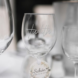 Lasergravur, personalisierte Geschenke, Holzgravur, Glas Gravur, einzigartige Geschenke, Hochzeitsgeschenke, Jubiläums Geschenke