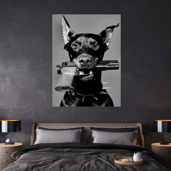 Einzigartiger Dobermann-Kunstdruck mit Pistole im Mund | Grau-Schwarz Farbschema | Schweres Semi-Glanz Papier | Poster