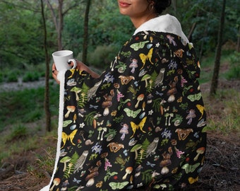 MAGICAL WOODLAND Goblincore Hooded Fleece Sherpa Blanket, Forest Wildlife Cottagecore Botanical Snuggle Blanket, Mushrooms Witchy Blanket