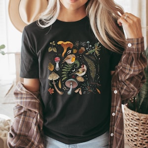 ENCHANTED FOREST T-shirt with Birds Butterflies Mushrooms & Fern, Witchy Shirt, Nature Lover Gift, Goblincore shirt, Fall Woodland Tee