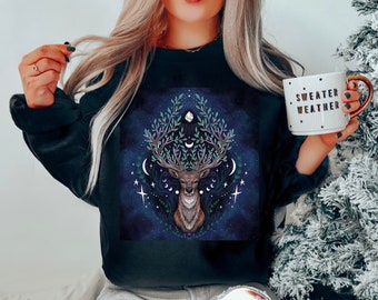 Bluza Mystical Deer, bluza świąteczna, sweter Cottagecore, prezent dla miłośników natury, koszulka z leśnymi zwierzętami, bluza z motywem dzikiej przyrody