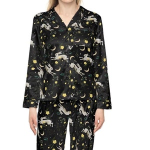 SPRING RABBITS Satin Pajama Set, Dark Cottagecore Long Sleeve Shirt & Pants Silky Loungewear, Easter Bunnies Sleepwear, Elegant Nightwear