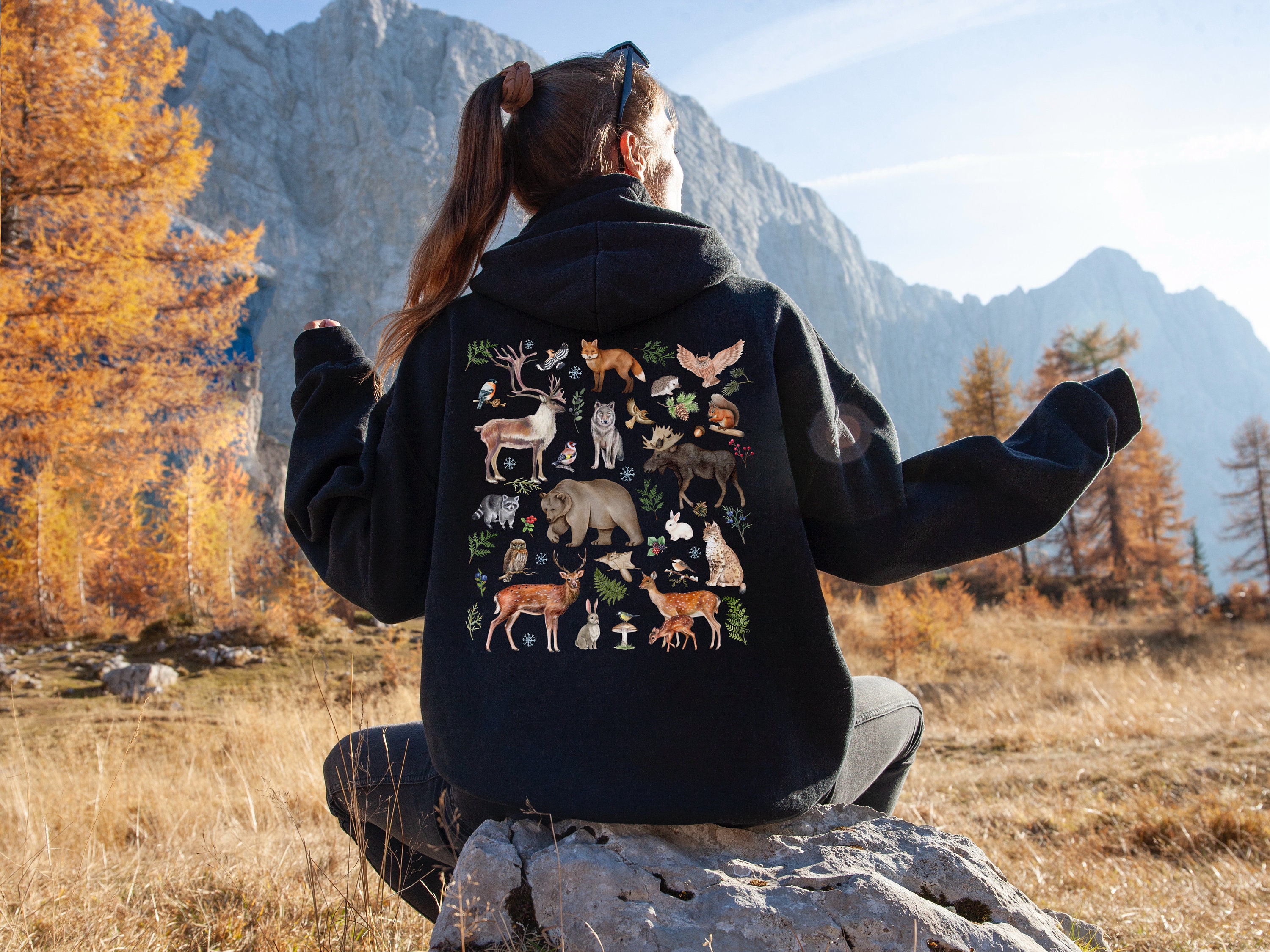FOREST ANIMALS Zip up Hoodie With Deer Moose Bear Fox Wolf Lynx