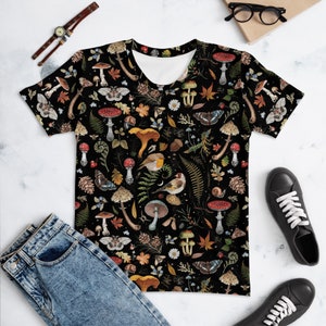 ENCHANTED FOREST T-shirt with Birds Butterflies Mushrooms & Fern for Nature Lovers and Green Witches Gift, Botanical Shirt, Woodland Tee
