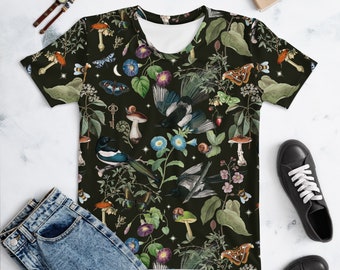 MAGICAL WOODLAND T-shirt with MAGPIE Bird Vintage Mushrooms Butterflies Moth Bindweeds Forest Plants Print, Cottagecore Shirt, Botanical Tee