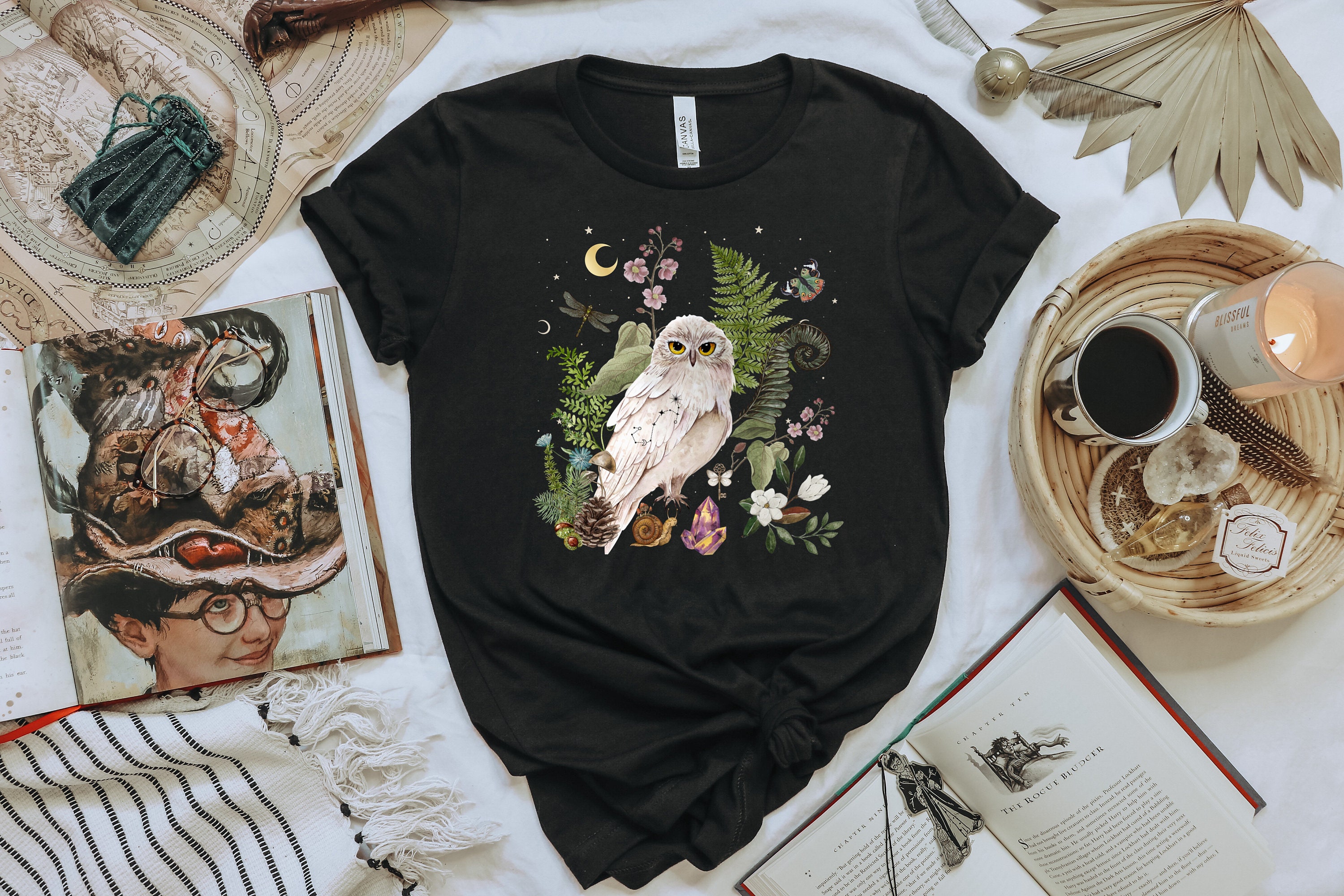 SNOWY OWL Mystical T-shirt, White Owl Shirt, Witchy Shirt, Forest Bird Tee, Nature Lover Shirt, Fair