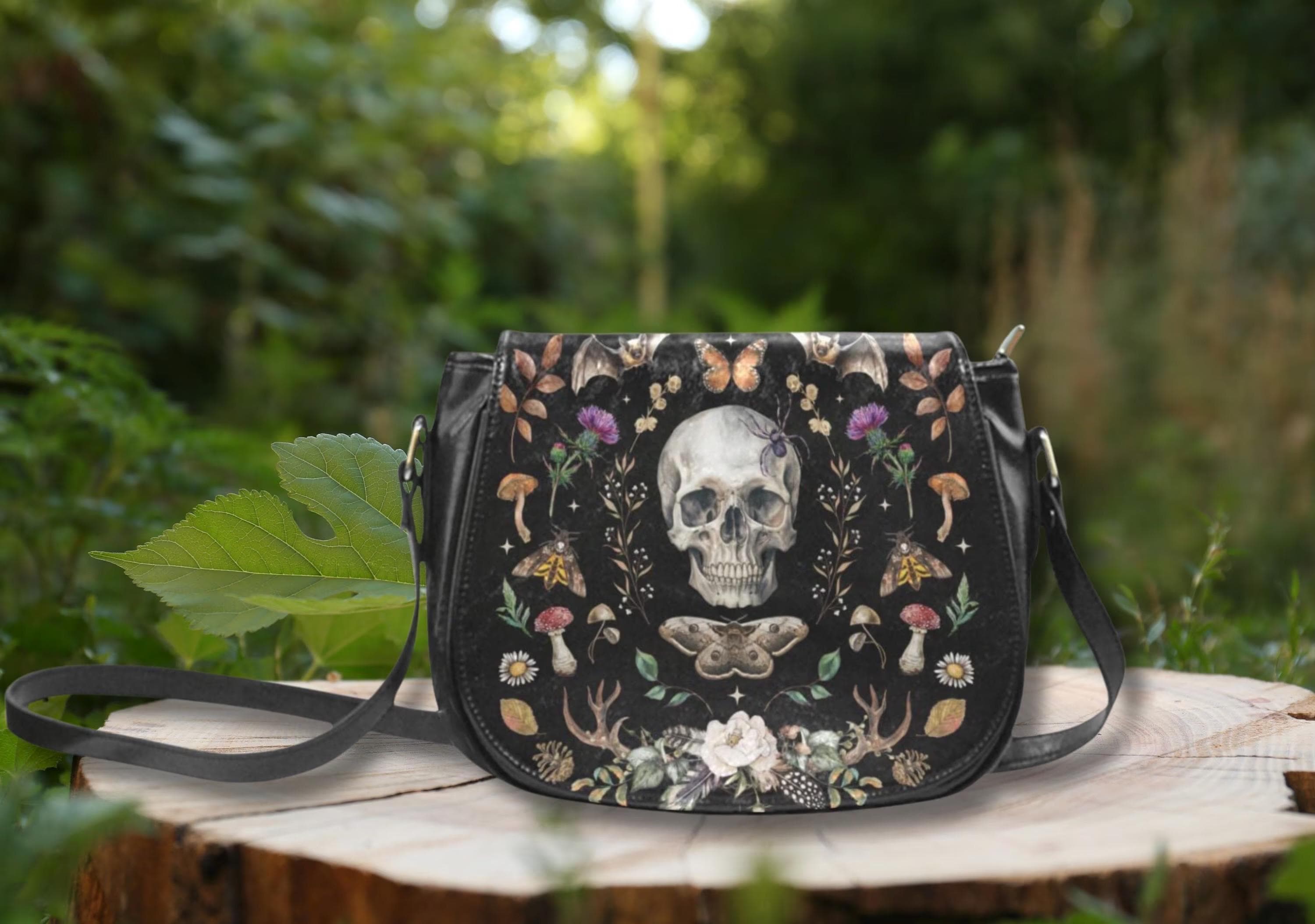 ゴスロリ EXCENTRIQUE エクサントリーク スカル ショルダーバッグ GOTHIC Crossbody Saddle Bag, SCULL Shoulder Bag, Witchy Messenger