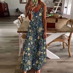 COTTAGECORE FLORAL Spaghetti Straps Maxi Dress, Wildflowers Ankle Length Dress, Spring Flowers Dress, Botanical Sun Dress, Summer Dress zdjęcie 1