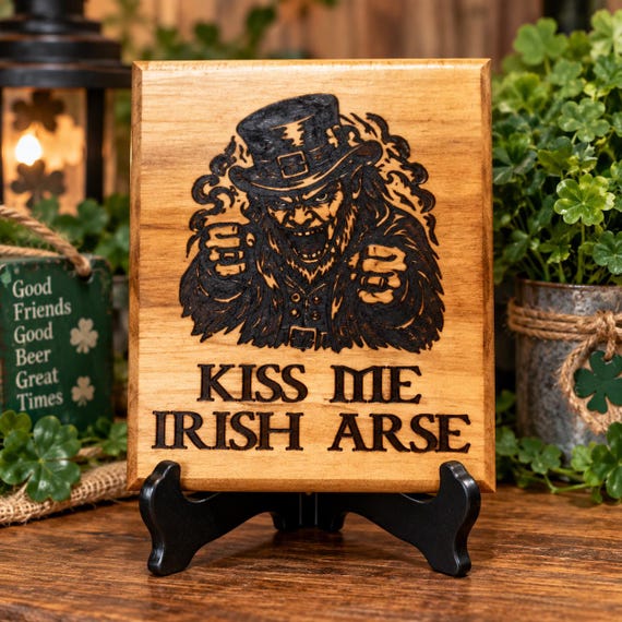 Large Kiss me Irish plaque