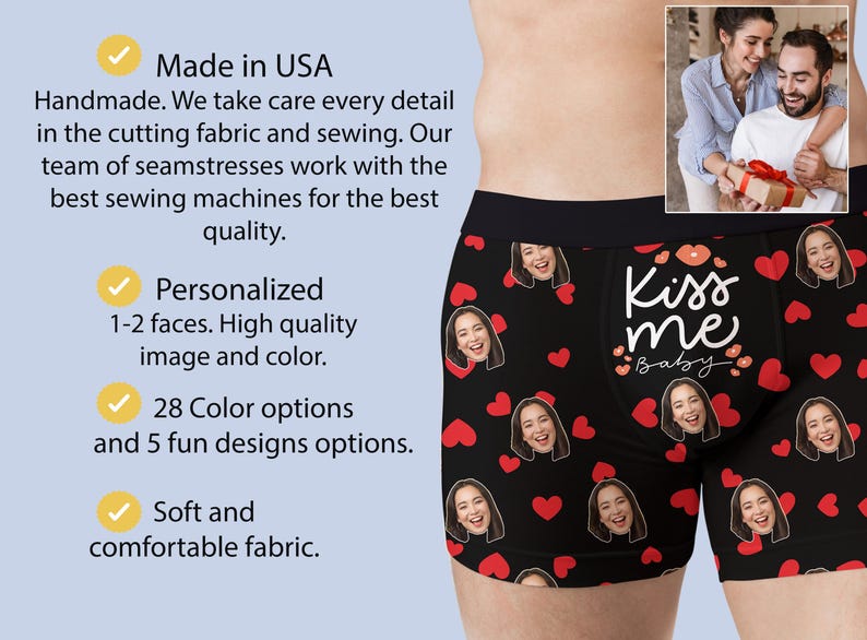 Op de afbeelding: Zwarte boxershorts met rode harten en lachende gezichten. De tekst "Kiss me Baby" staat op de voorkant. Deze gepersonaliseerde boxershorts worden in de VS gemaakt.