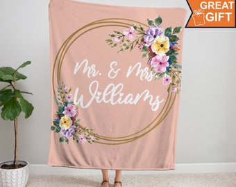 Personalized Blanket for Couple, Wedding gift, Newlywed gift, Engagement gift, Valentines day gift, Anniversary gift, mr and mrs gift