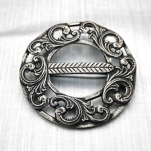 Tinn-Per brooch Norway pewter Scandinavian design pin. Traditional folk art. Folk costume bunad