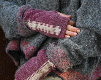 GLOVELY Designer wool fingerless gloves, 10-inch, Plum with beige leather accent