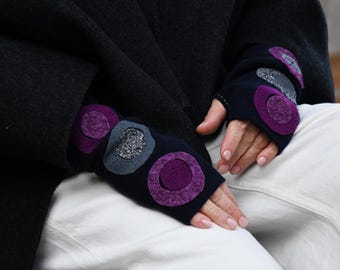 GLOVELY Bespoke Designer wool fingerless gloves, Navy with purple circular accents
