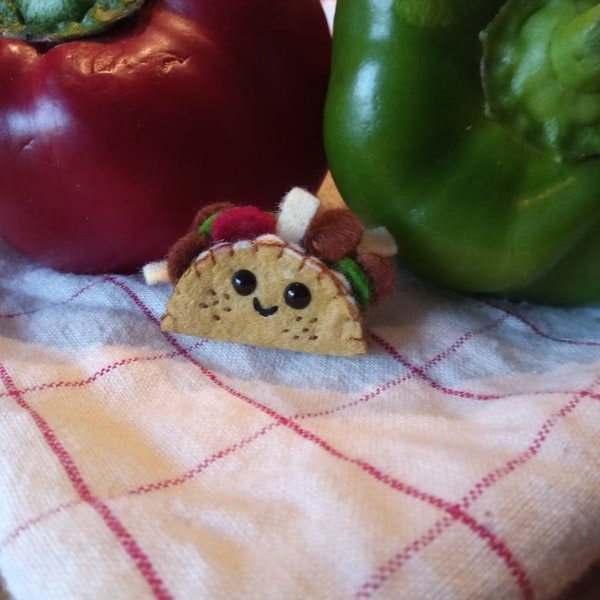 Brooche pins badge kawaii tacos en feutrine