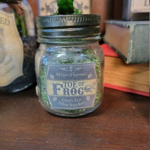 Toe of Frog | Apothecary Potion Jar | Small