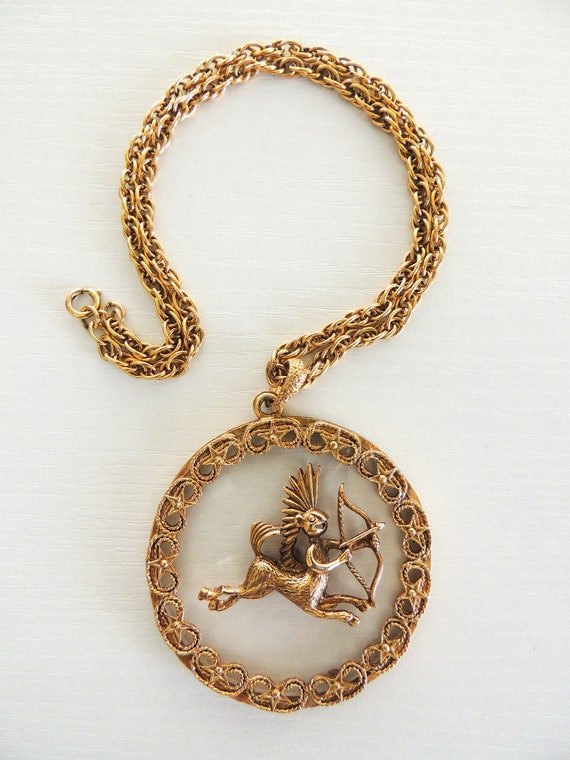 1970s Sagittarius Zodiac Pendant Necklace | Fashio