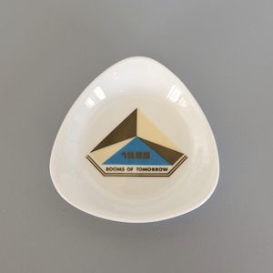 1968 Rooms of Tomorrow Shenango Pottery Ceramic Trinket Tray