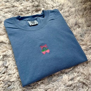 Embroidered Strawberry T-Shirt | Minimalistic Tee | Comfort Colors T-Shirt | Spring Summer T-Shirt | Embroidered Tee | Fruit T-Shirt