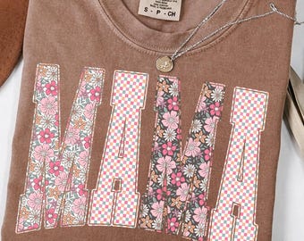 Preppy Floral Mama PNG, Retro Daisy Mama Letters Design, Pink Checkered Mama Shirt Graphic, Trendy Mothers Day Gift for Mom Sublimation PNG