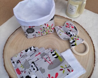 Lot de naissance pour bebe panda, kit de naissance, coffret, soin de bebe, accessoires bebe, panier avec x6 lingettes et un hochet lapin