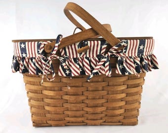VTG 1985 Longaberger Picnic Basket Handwoven Swing Handles Flag Liner + Platform