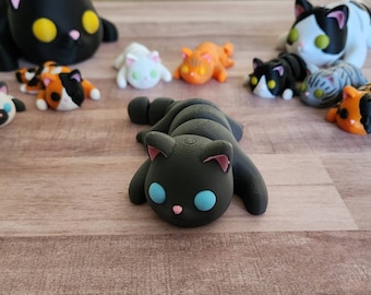 Baby Cat - Medium 6" Articulated Fidget Kitten designed by Zou3D