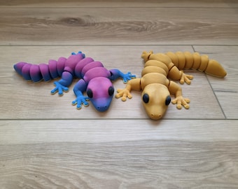Large Articulated gecko fidget - flexi custom gecko