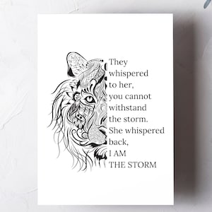 Tarjeta de felicitación "Soy la tormenta" / Cita de empoderamiento de la mujer / Poder femenino / Cara de tigre inspirada en un mandala / Tarjeta de mujer fuerte