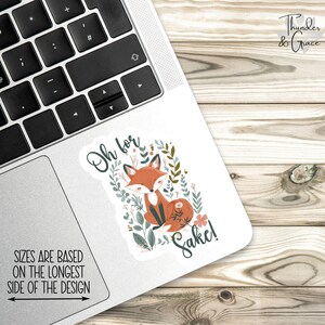 Pegatina de zorro divertida, pegatina de "Oh, por el amor de los zorros", zorro de arte popular, calcomanía divertida para laptop, imán para compañeros de trabajo, zorro cottagecore, Día del jefe, pegatina de regalo para mamá imagen 2
