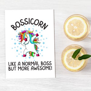 Carte drôle de licorne tamponnant pour les patrons | Bossicorn comme un boss normal, mais... | Carte du jour du patron | Carte de retraite | Carte licorne arc-en-ciel