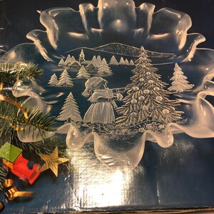 Vtg Walther Glass Star Platter Fluted Edges Frosted Etching Christmas Tree